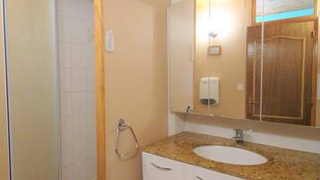 House | Bilik Mandi