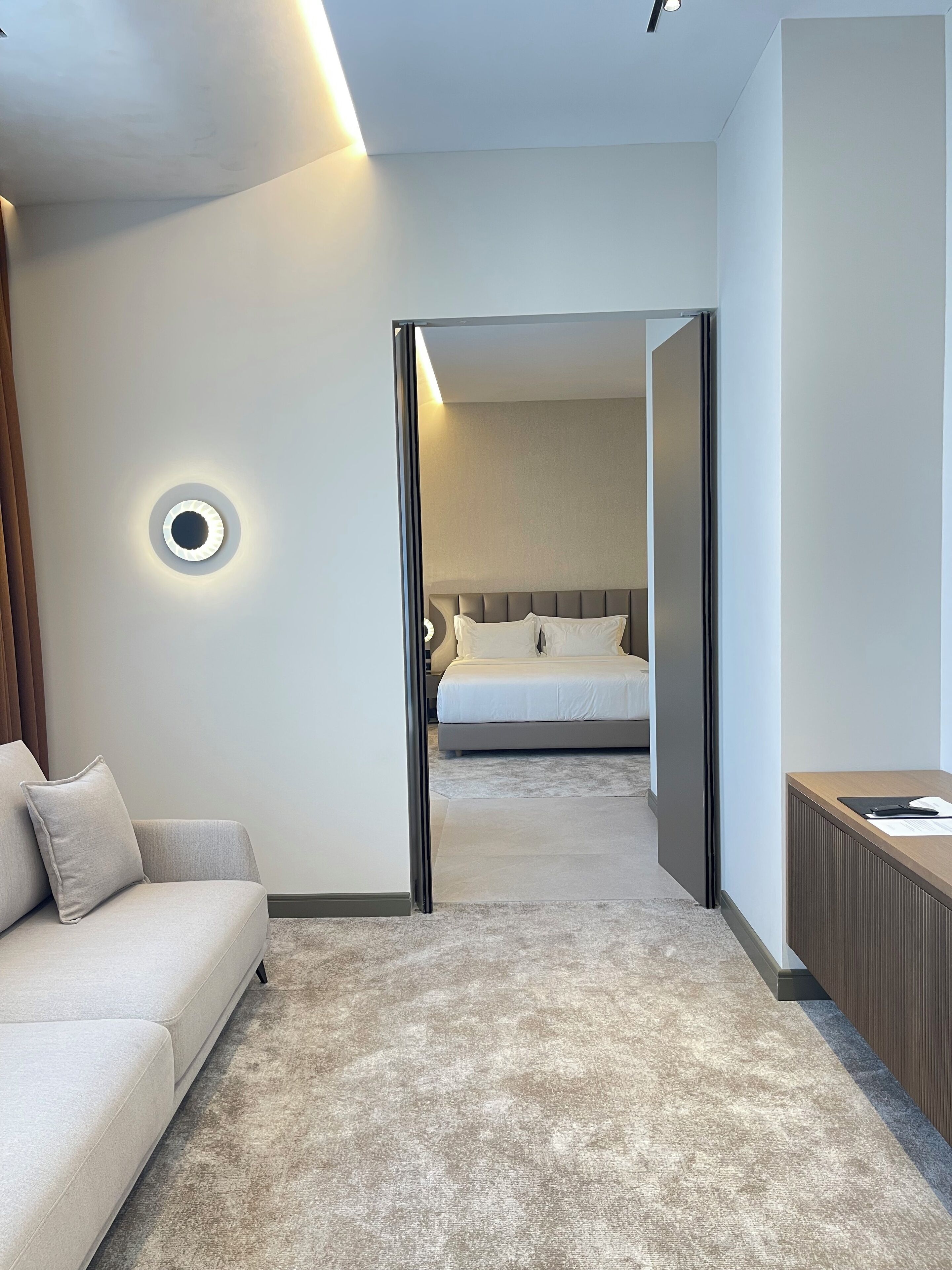 普通套房, 陽台, 城市景觀 | 迷你吧、客房內保險箱、書桌、筆電工作空間