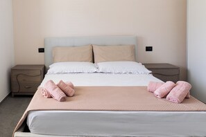 Apartment, Vineyard View | 2 bedrooms, blackout drapes, iron/ironing board, free WiFi - VivimiHome - Monti House (Monti)