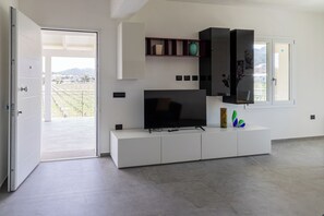 Apartment, Vineyard View | Living area - VivimiHome - Monti House (Monti)