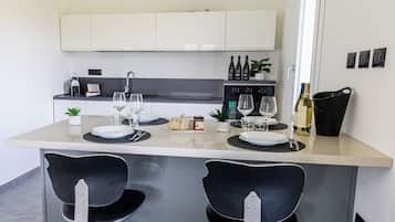 Apartment, Vineyard View | Private kitchen | Full-sized fridge, microwave, oven, stovetop