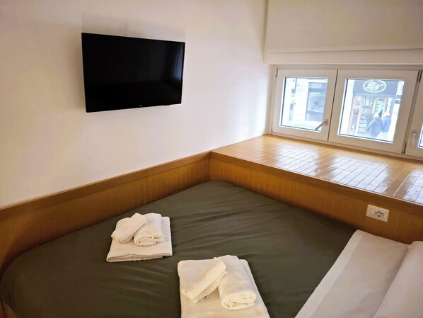 Superior Apartment | 1 bedroom, free WiFi - CASA MORETTI (Bari)