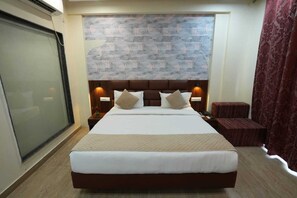Room - Royal suites Chakki Morh (Kasauli)