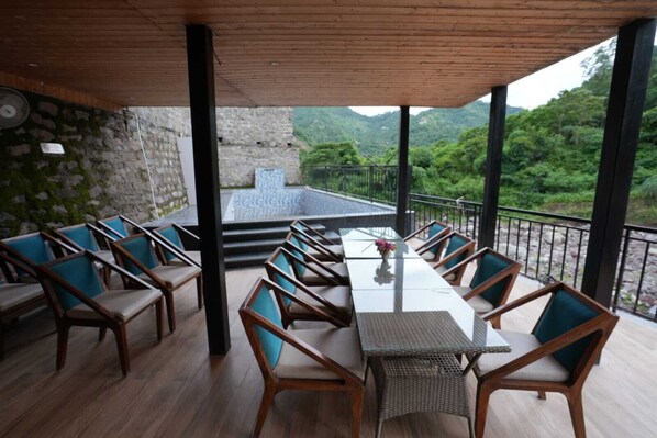 Room - Royal suites Chakki Morh (Kasauli)