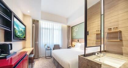 Jingling Huatian Holiday Hotel (Capital Gymnasium Baishiqiao South Subway Station)