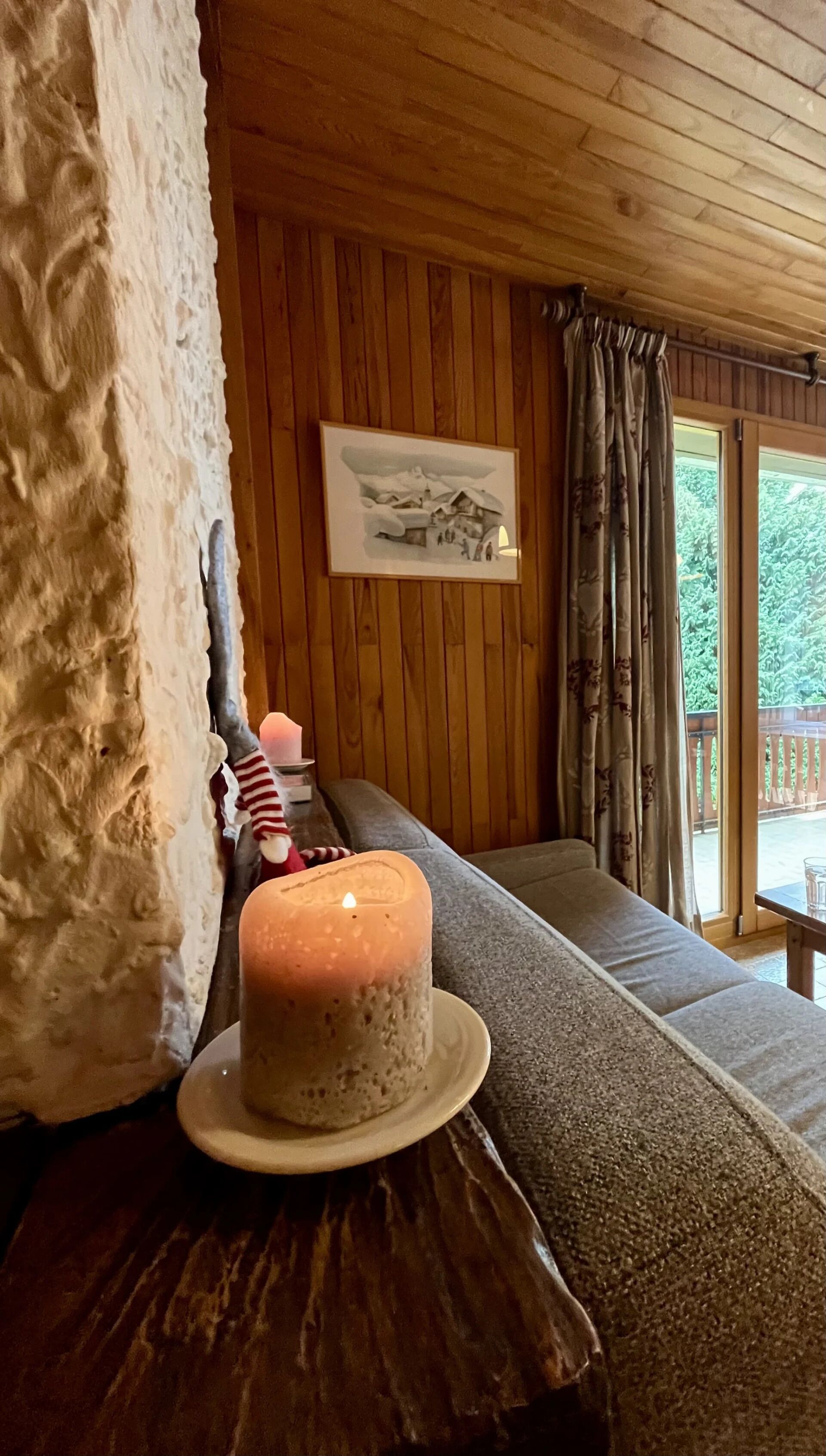 Apartment, 1 Bedroom, Mountain View | Living area