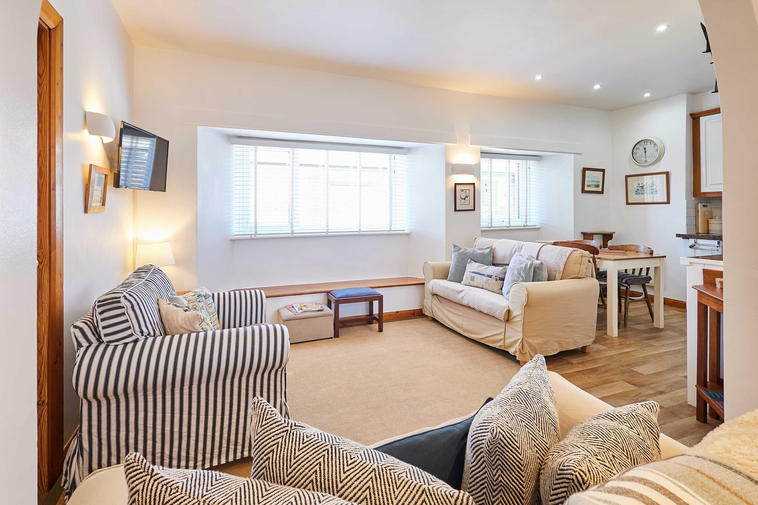 2 عدّة غرف نوم