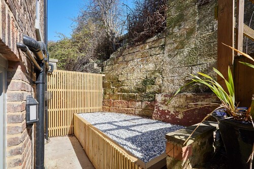 Host Stay Harbour View Cottage