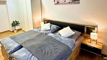 2 Schlafzimmer, Bügeleisen/Bügelbrett, WLAN, Bettwäsche