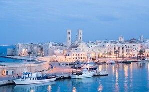 Apartamento, 1 quarto, sacada, vista para a cidade | Fachada