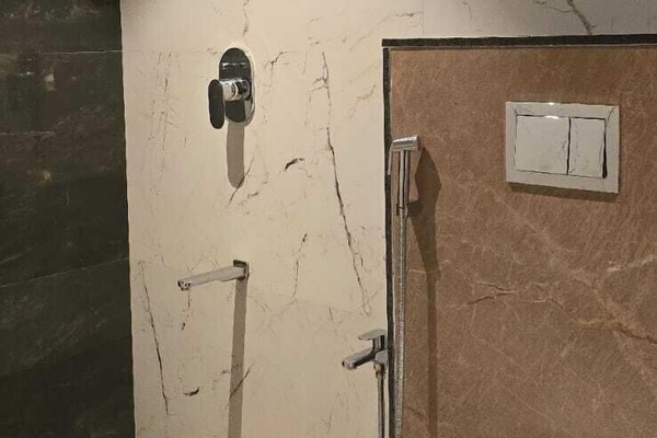 Shower, towels, soap, shampoo