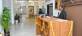 Mayoor Hotel 