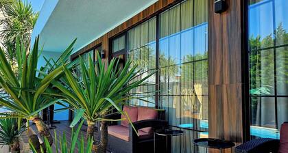 Dachis villa with pool in Batumi