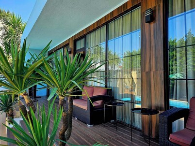 Dachis villa with pool in Batumi