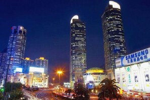 صورة غير مصنفة، 5 من 26، زرّ