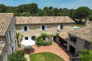 Exterior - Family estate with large park and swimming pool (Mondragon)