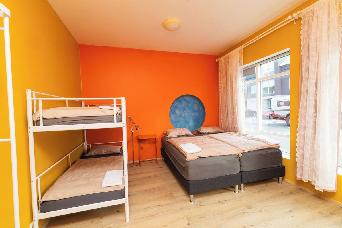 Basic Quadruple Room | Free WiFi