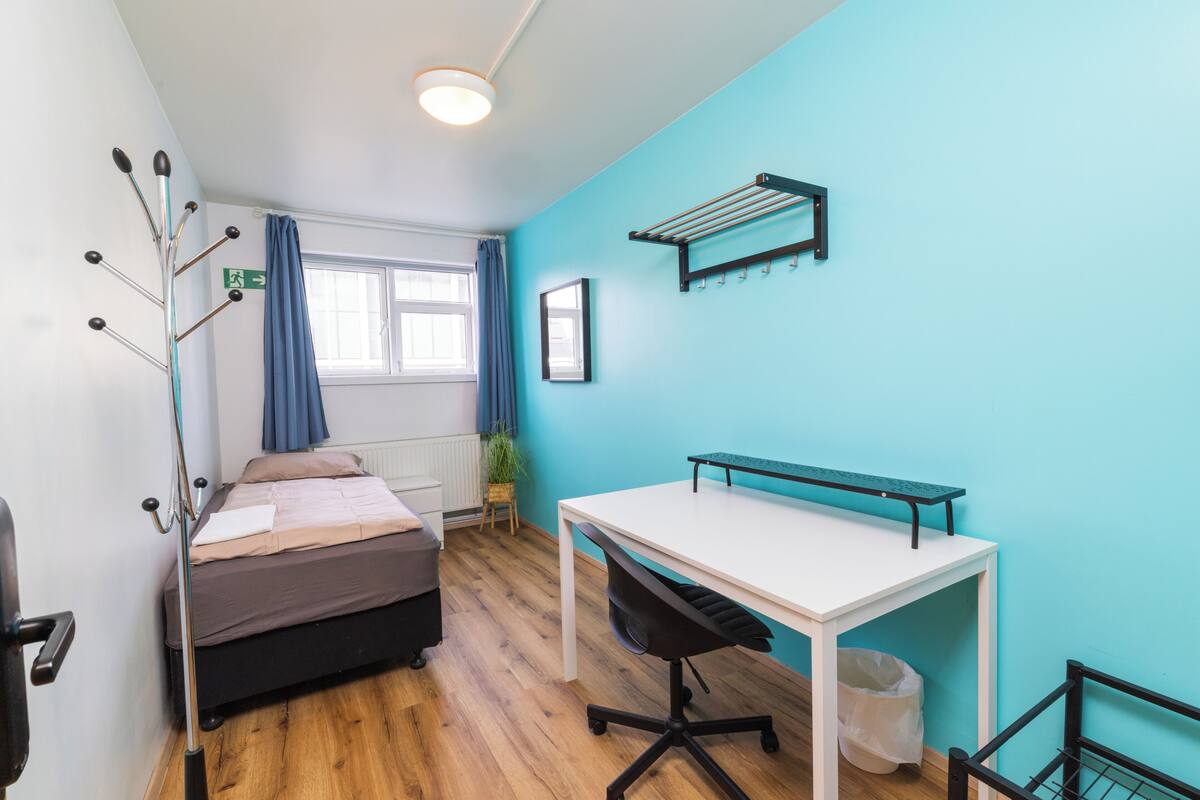 Single Room | Free WiFi