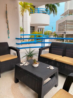 อพาร์ทเมนท์, 1 ห้องนอน, สูบบุหรี่ได้, ระเบียง | ระเบียง