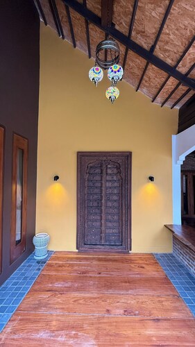 Kawarin Kanpuri Villas