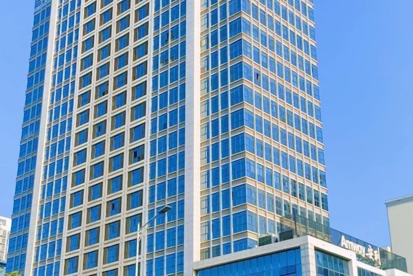 Exterior - Jiyue Crystal Hotel (Nanning Convention and Exhibition Center Qingxiushan Branch) (Nanning)