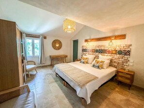 Basic Room, 1 Double Bed, Garden View
