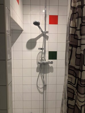 Banheiro compartilhado