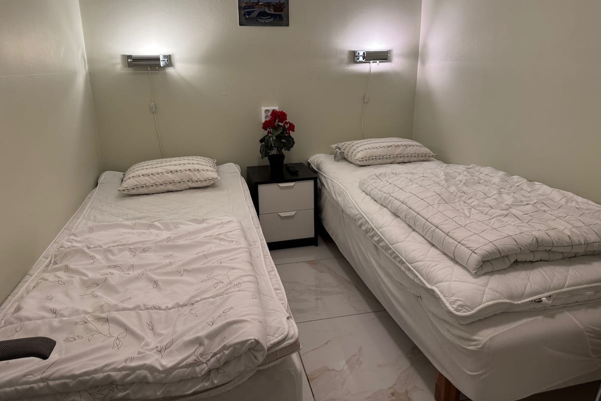Double or Twin Room | Blackout drapes, soundproofing, iron/ironing board (on request)