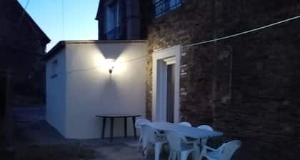 MAGNIFICENT BRETON HOUSE - VIEW OF MONT ST MICHEL - ideal for family reunion.
