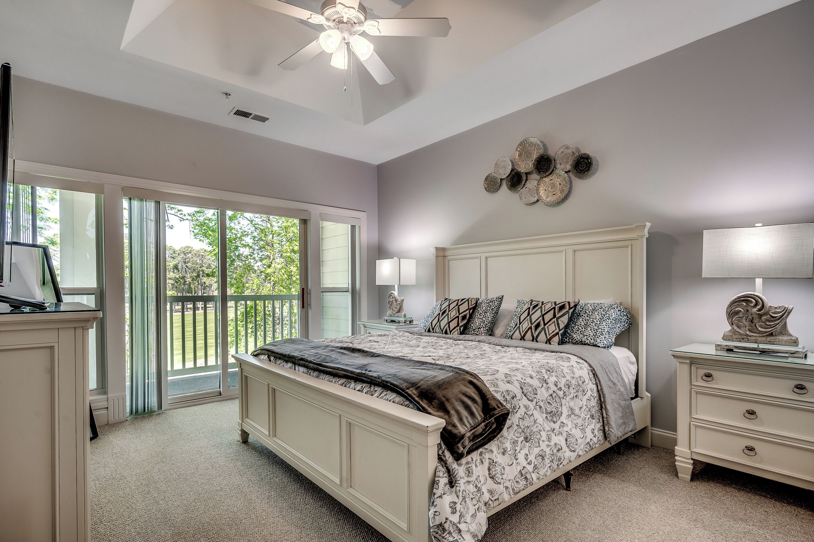 3 bedrooms, desk, travel crib, free WiFi