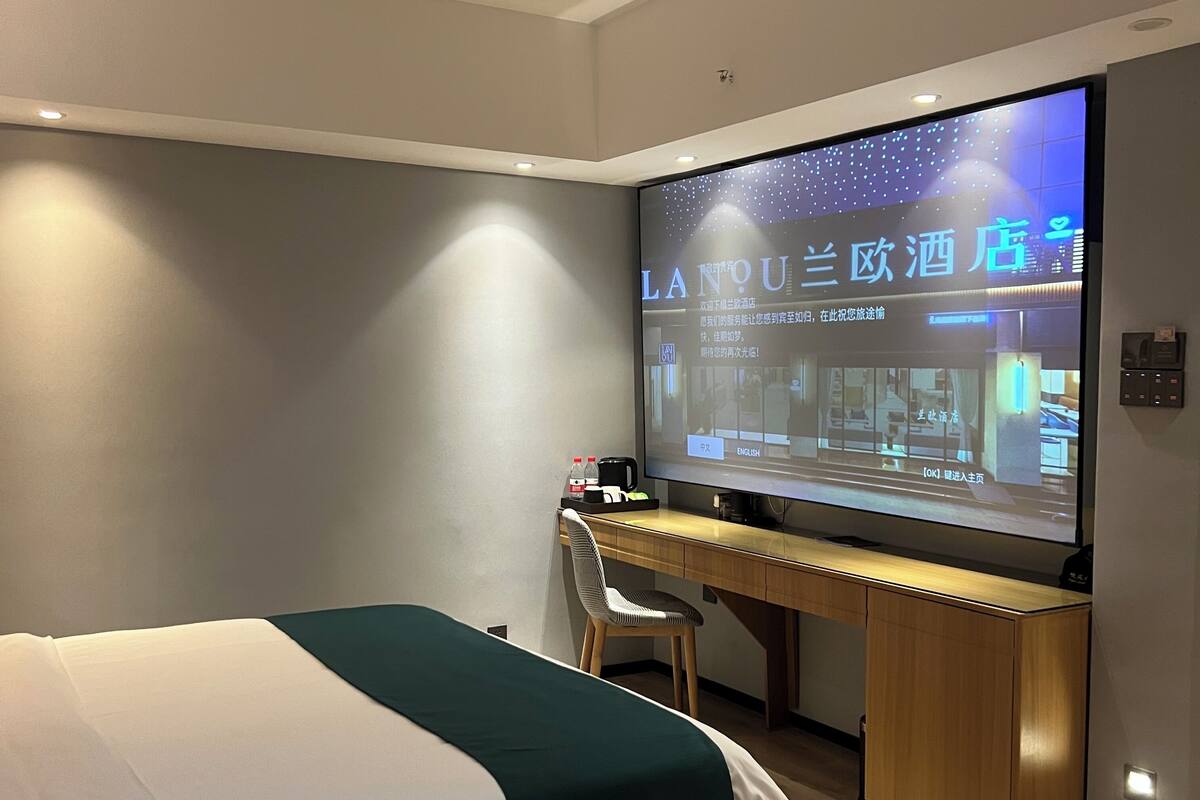 ห้องดีลักซ์ดับเบิล, วิวเมือง | ผ้าม่านกันแสง, เตารีด/โต๊ะรีดผ้า, Wi-Fi ฟรี