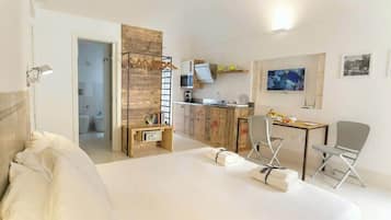 4 camere, ferro/asse da stiro, Wi-Fi gratuito, lenzuola