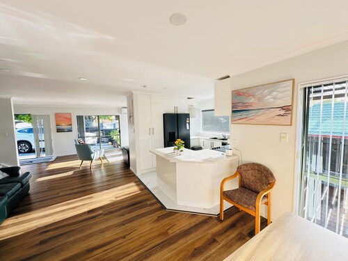 Deluxe Beauty House near Auckland Airport and City