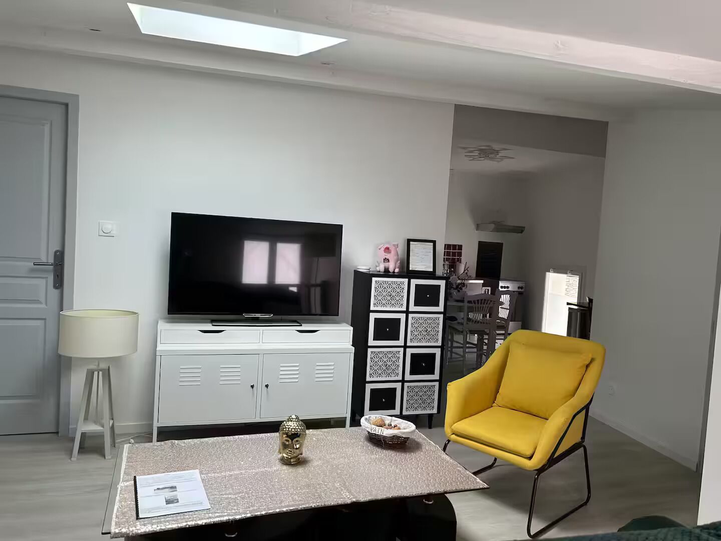 Appartement Du Château, Calme Proche Des Sites Touristiques. Chiens Bienvenus - Bram