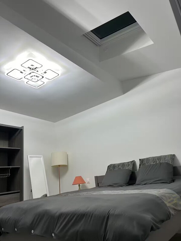 1 chambre, fer et planche à repasser, Wi-Fi, draps fournis