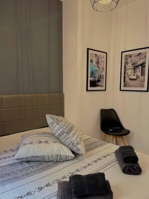 2 chambres, fer et planche à repasser, lit parapluie, Wi-Fi