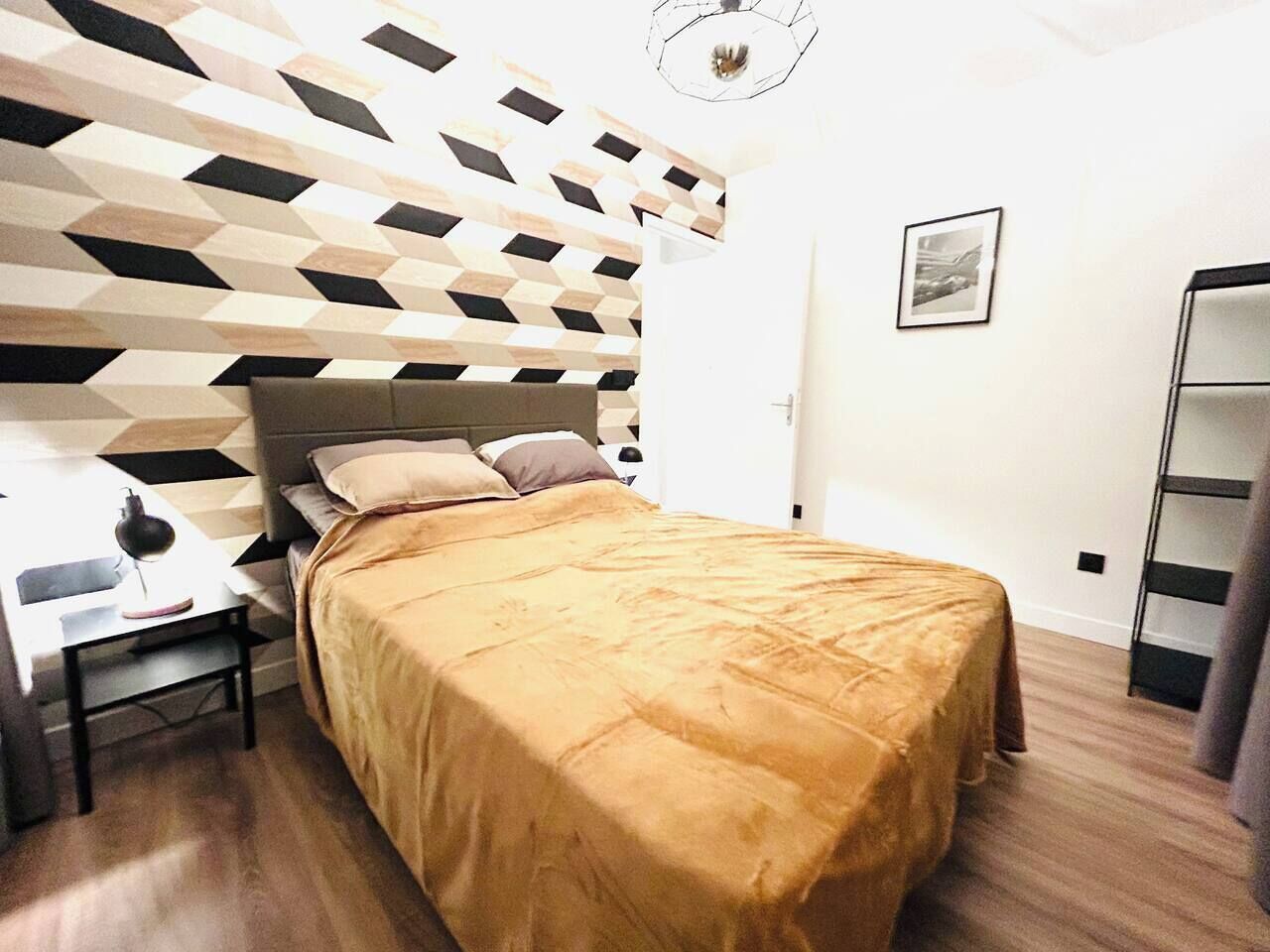 2 chambres, fer et planche à repasser, lit de bébé portatif, Wi-Fi