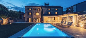 Charming 4-bedroom Villa in awesome Nova Vas