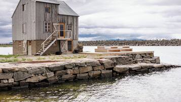 Villa Lofoten - The Saltery | Exterior
