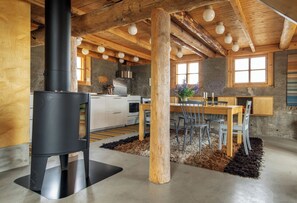 Villa Lofoten - The Saltery | Private kitchen