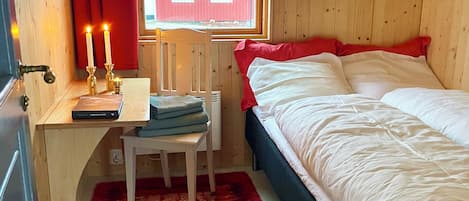 Huoneisto, osittainen valtamerinäköala | Ilmainen Wi-Fi, vuodevaatteet