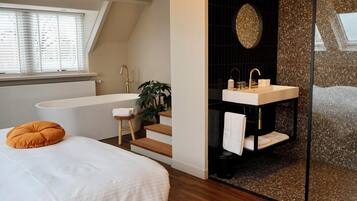 1 slaapkamer, een bureau, wifi, beddengoed