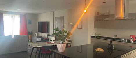 Tetera/pava eléctrica, tostadora