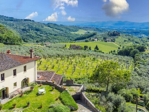 Stunning  villa for 4 guests with WIFI, TV, patio and panoramic view