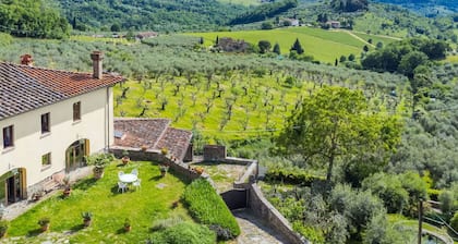 Stunning villa for 4 guests with WIFI, TV, patio and panoramic view