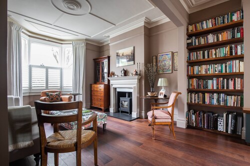 Caithness Road VI by Onefinestay