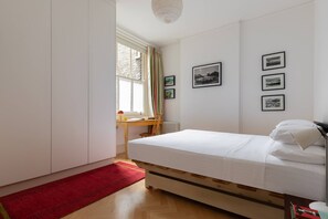 Leilighet (2 Bedrooms) | 2 soverom, strykejern/-brett, barnesenger og sengetøy