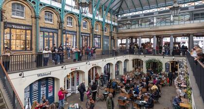 Bury Place by Onefinestay
