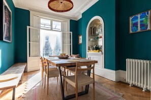 Apartment (4 Bedrooms) | Dining room - Milborne Grove by Onefinestay (London)