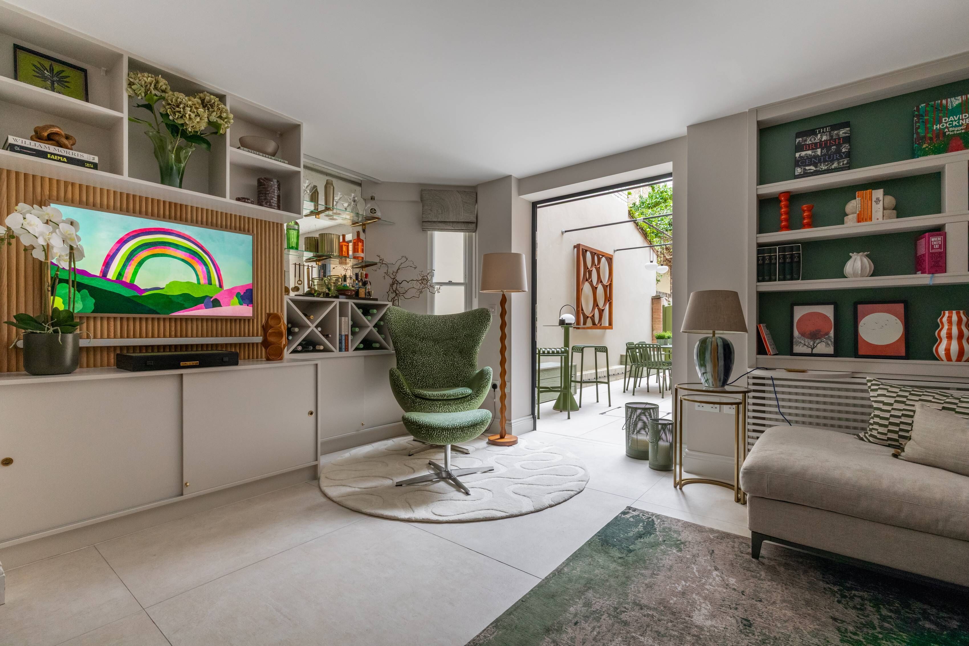 Apartment (2 Bedrooms) | Living area | TV